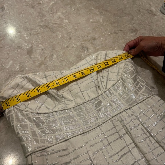 BCBG MaxAzria Strapless Dress SZ 8 - Picture 6 of 9